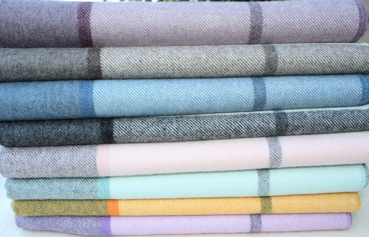 Horizon Stripe Alpaca Throw – 100% Baby Alpaca Luxury Blanket